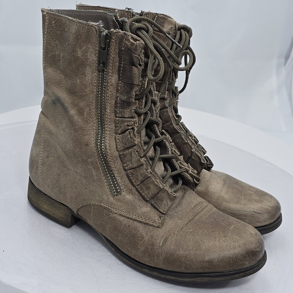Betsey Johnson Steampunk 7.5  Victorian Ruffle Gothic Leather Combat Boots Brown
